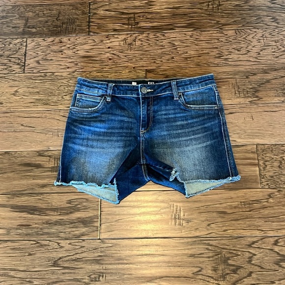 Kut From The Kloth Gidget Fray Short Mid Rise Size 8 - Picture 1 of 16